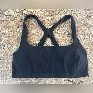 Lululemon sports bra sz 4 euc